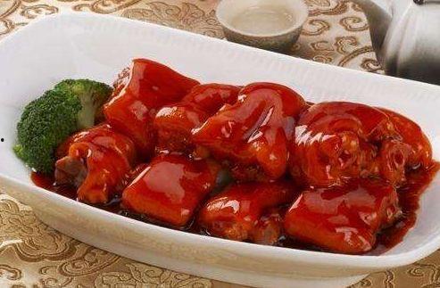 瓜妹吃猪蹄视频大全播放,美味诱惑，回味无穷