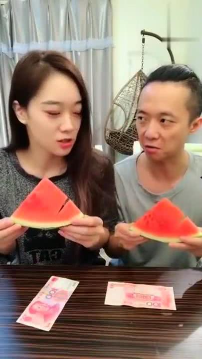 今年吃瓜吃得开心吗视频,年度热门视频回顾