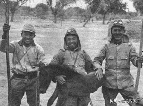 日本鬼子吃霸王瓜视频,尴尬场面引网友热议